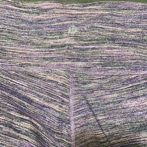Lululemon leggings / used but in great conditions.